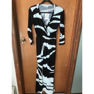 Beautiful Long Sleeved Maxi Dress